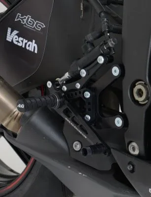 R&G Регулируеми степенки Race за Kawasaki ZX-6R (2005–2017)