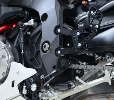 R&G Регулируеми степенки за Yamaha YZF-R1 (2015+), YZF-R1M (2015+)