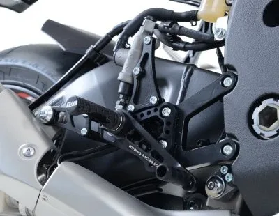 R&G Регулируеми степенки за Yamaha YZF-R1 (2015+), YZF-R1M (2015+)