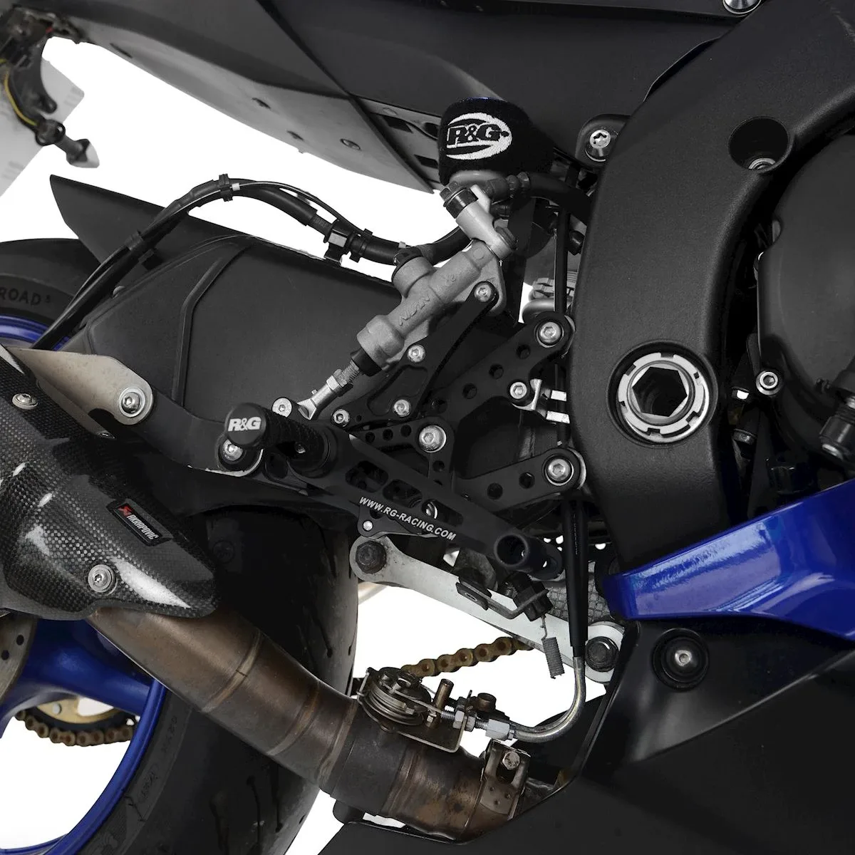 R&G Регулируеми степенки за Yamaha YZF-R6 (2017–2020)