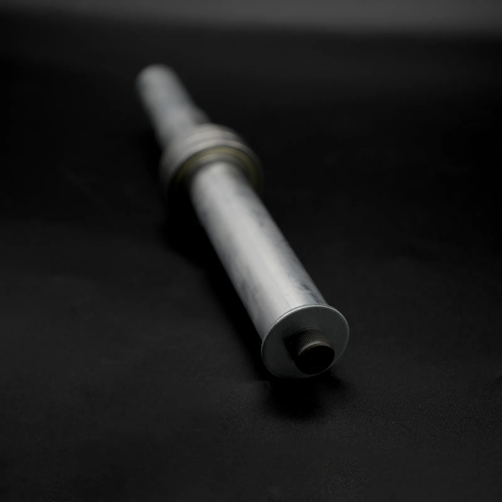 R&G Щифт за едностранна стойка Workshop 25.8mm/21.7 mm за Ducati Hypermotard 1100 (2007), 848 (2008–2014), Hypermotard 796 (2010–2013) и др.
