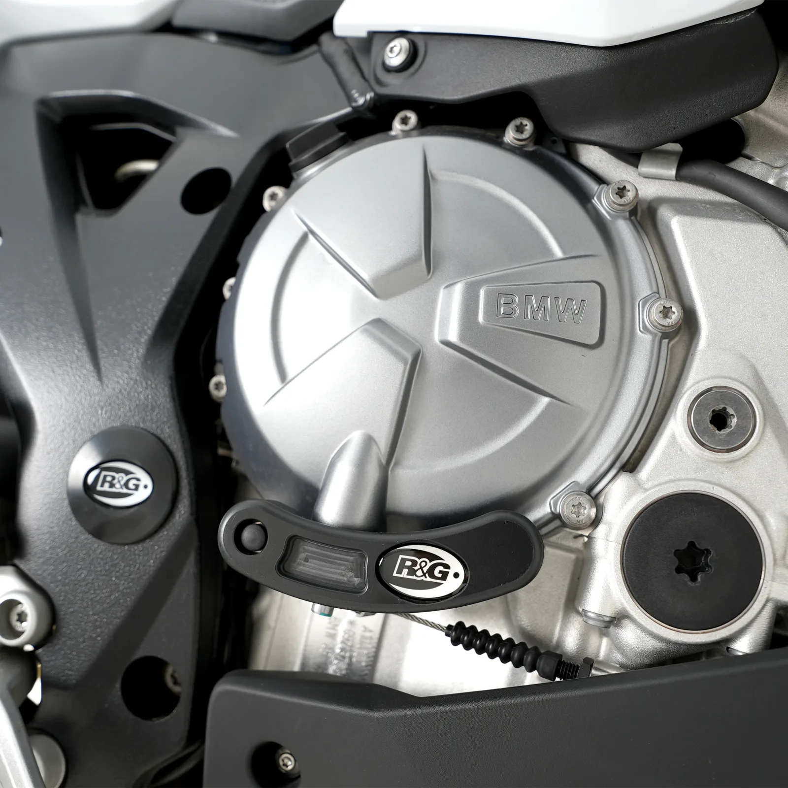 R&G Слайдер за двигател (дясна страна) за BMW S 1000 RR (2019+), S 1000 XR (2020+), S 1000 R (2021+), M 1000 RR (2021–2022) и др.