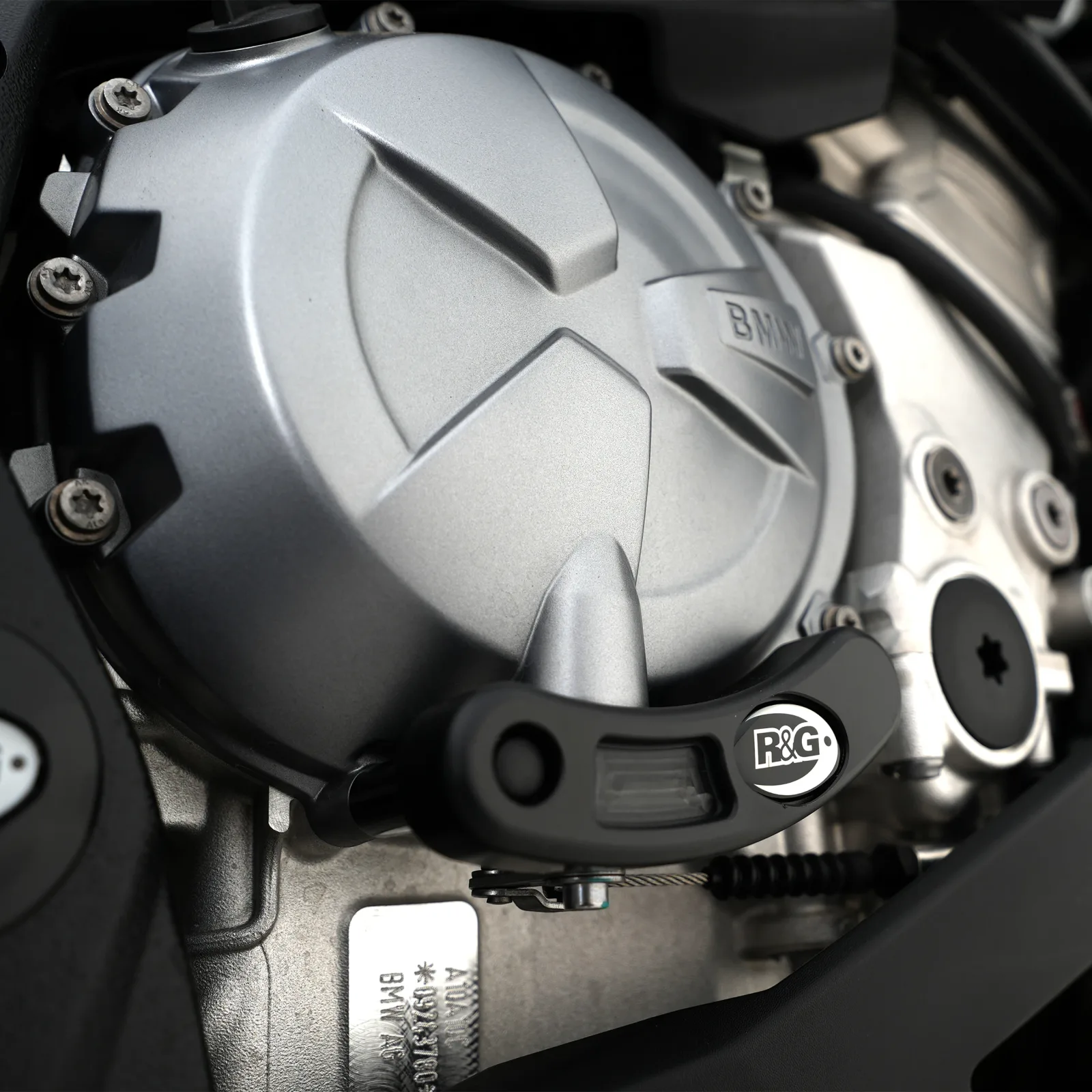 R&G Слайдер за двигател (дясна страна) за BMW S 1000 RR (2019+), S 1000 XR (2020+), S 1000 R (2021+), M 1000 RR (2021–2022) и др.