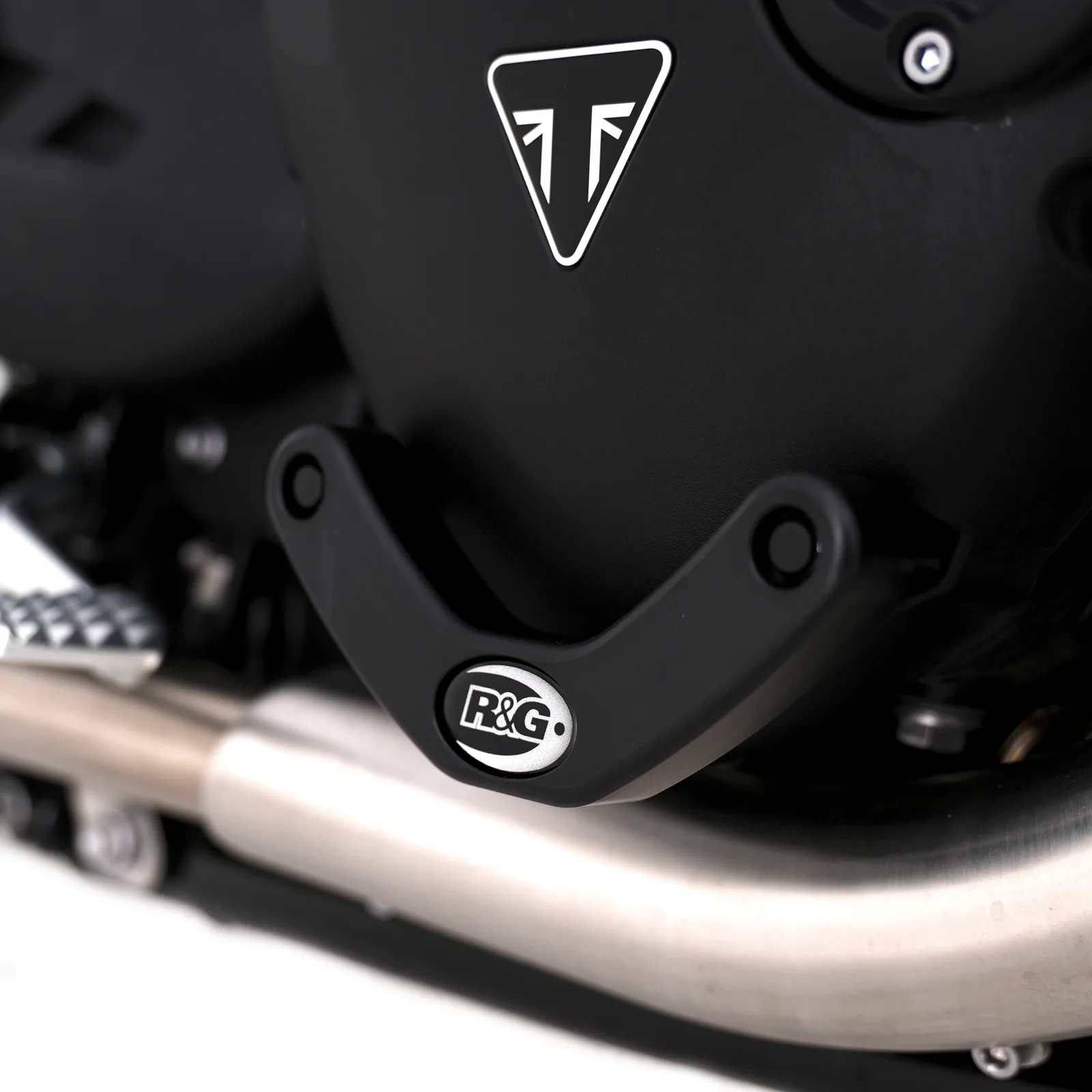 R&G Слайдер за двигател (дясна страна) за Triumph Street Twin 900 (2016–2018), Thruxton 1200 R (2016–2018) и др.