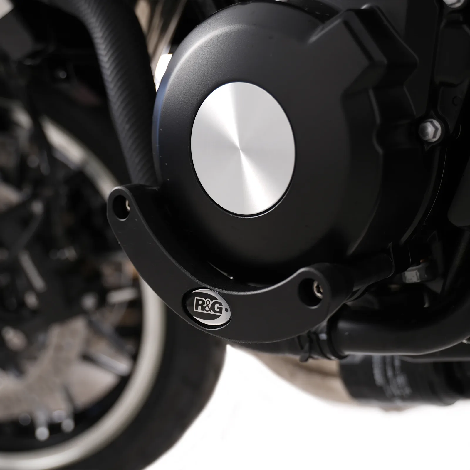 R&G Слайдер за двигател (лява страна) за Kawasaki Z900 (2017+), Z900RS (2018+)