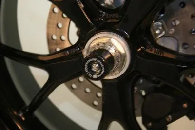 R&G Слайдери за ос за Ducati 998, Monster S4RS, Hypermotard 1100 (2007), 848 (2008–2014) и др.