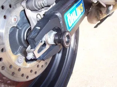 R&G Слайдери за ос за Honda CBR 600F4i (2001–2006)