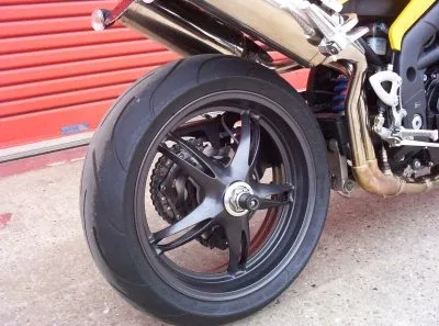 R&G Слайдери за ос за Triumph Daytona 600, Daytona 650, Speed Four, TT600