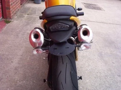 R&G Слайдери за ос за Triumph Daytona 600, Daytona 650, Speed Four, TT600
