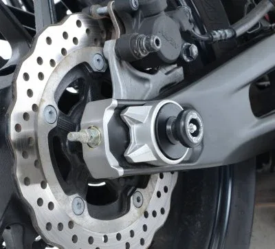 R&G Слайдери за ос за Yamaha MT-07 (2014–2024), XSR 700 (2016+), YZF-R7 (2022–2025)