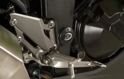 R&G Тапи за рама (долни) за Kawasaki Ninja 250 (2008–2017), Ninja 300 (2012–2020), KTM 790 Adventure (2019+) и др.