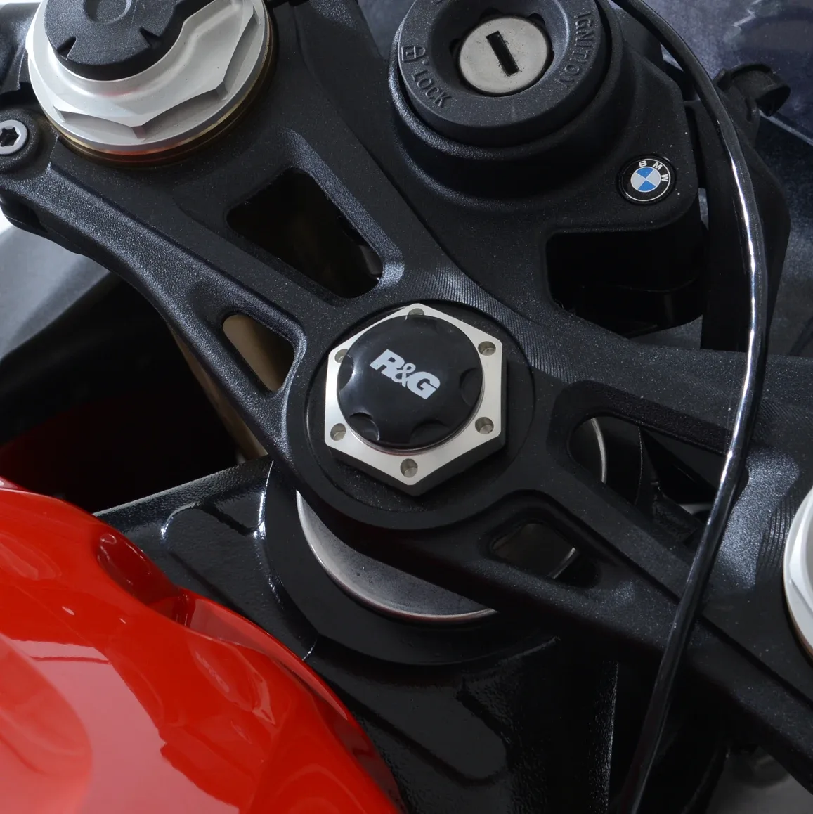 R&G Тапи за рама за BMW S 1000 RR (2019+), S 1000 R (2021–2024), Triumph Trident 660 (2021–2025) и др.