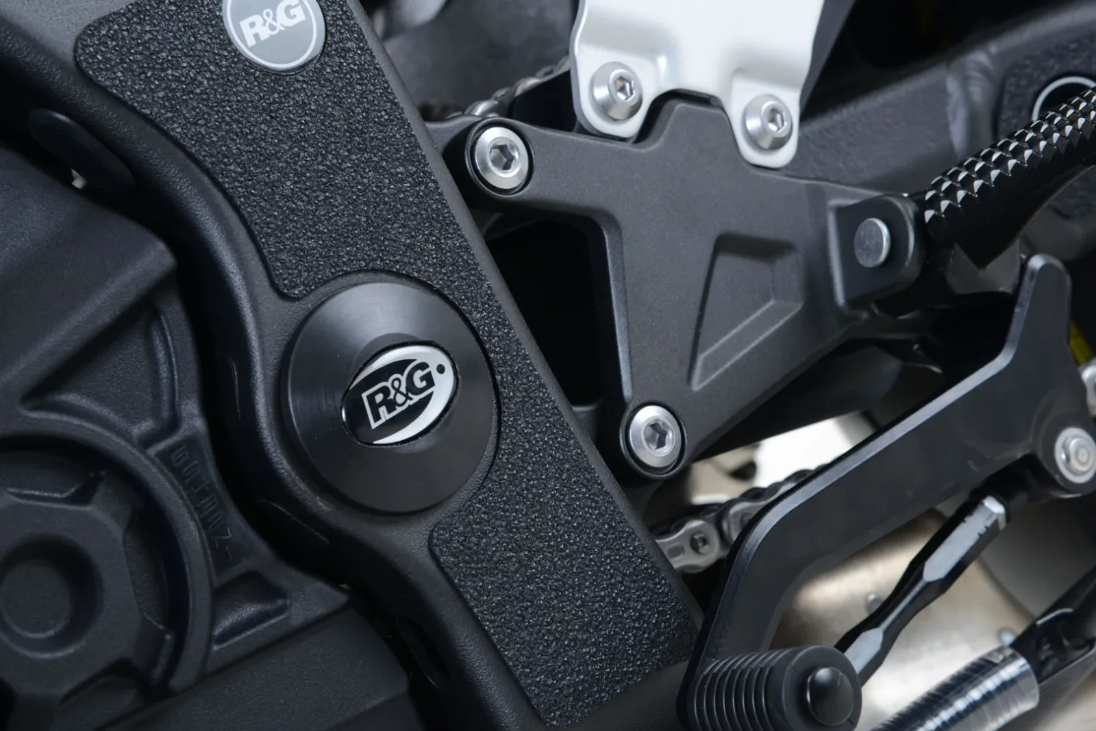 R&G Тапи за рама за Kawasaki ZX-10R (2008–2015), Z1000 (2010–2018), Z1000SX (2011–2019) и др.