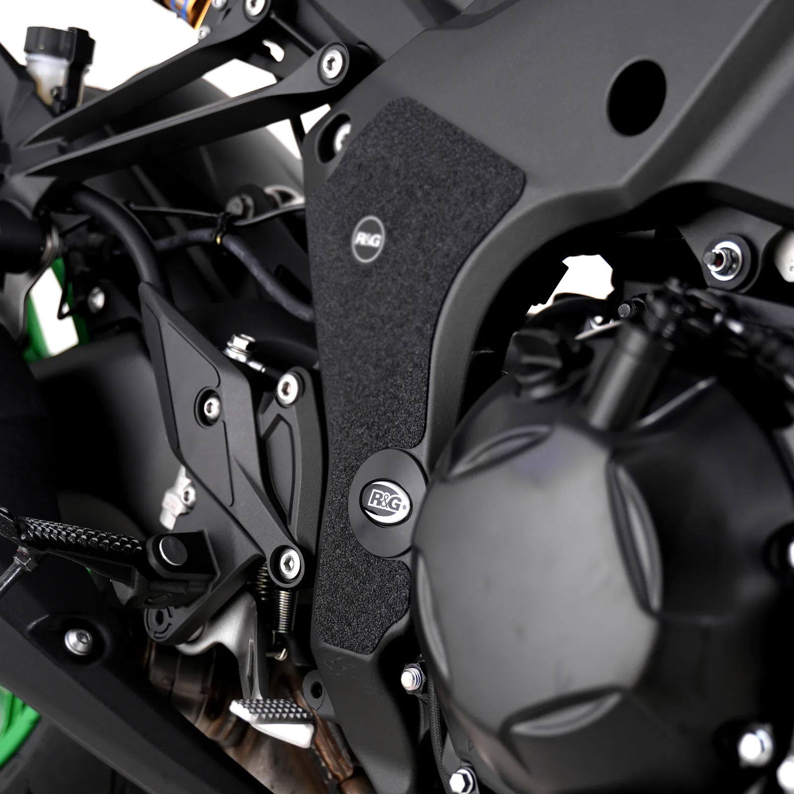R&G Тапи за рама за Kawasaki ZX-10R (2008+), Z1000 (2010–2018), Z1000SX (2011–2019), Z1000R (2017–2020) и др.