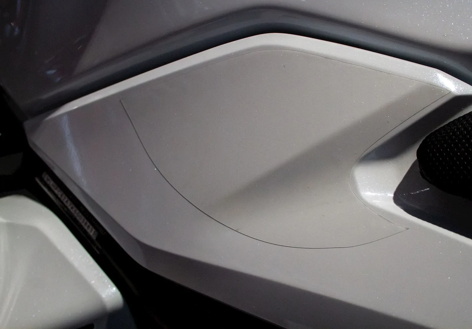 R&G Защитно фолио за резервоар Second Skin (2 части) за BMW S 1000 XR (2020–2023)