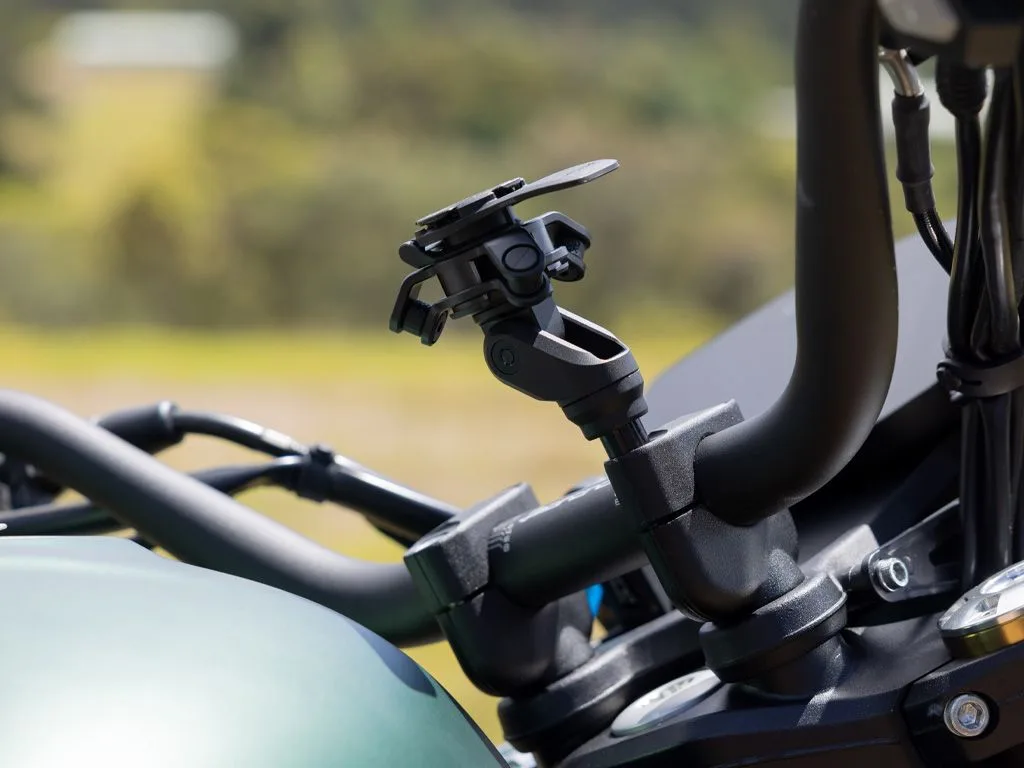 Стойка за телефон за болта на скобата на кормилото Quad Lock Handlebar Clamp Bolt Mount PRO