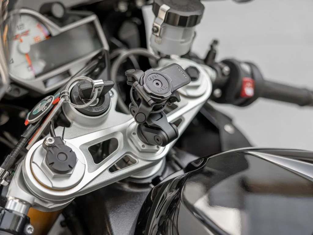 Стойка за телефон за тръбата на кормилната колона Quad Lock Fork Stem Mount PRO