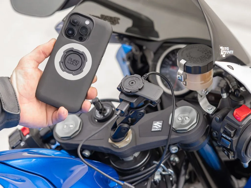 USB зарядно за мотор Quad Lock Motorcycle USB Charger